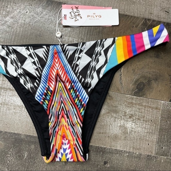 NWT Pilyq Inca Basic Tenny size Small - Picture 5 of 12